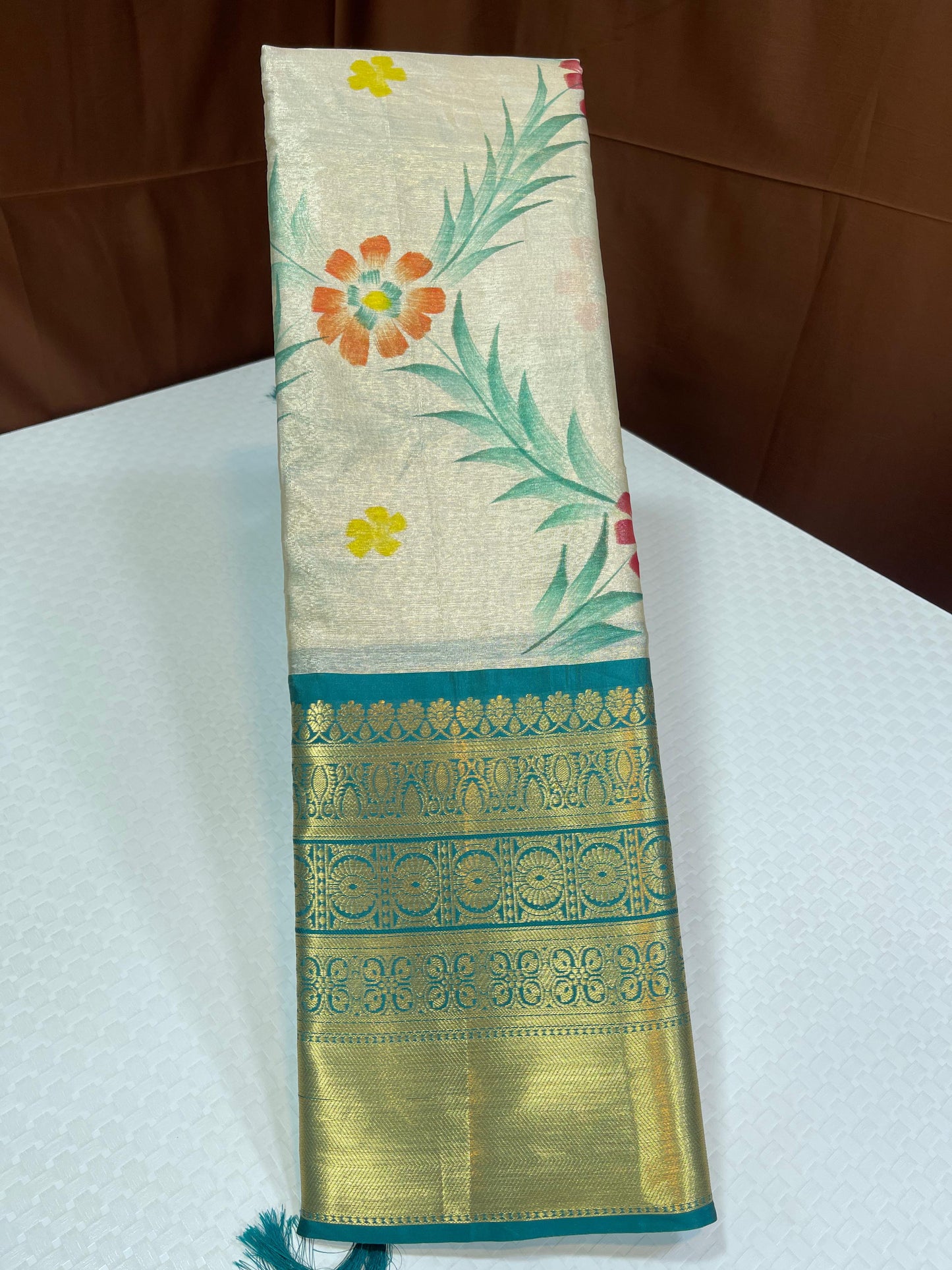 Off white Tissue Silk Floral Handpainted Jaal Contrast Dark Green Border Banarasi Saree MS_TS27