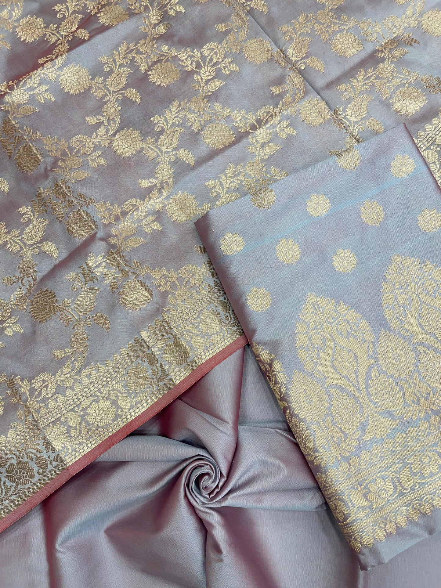 Light Purple Semi Katan Silk Handloom Banarasi 3 pcs Suit Set MUB_SK77