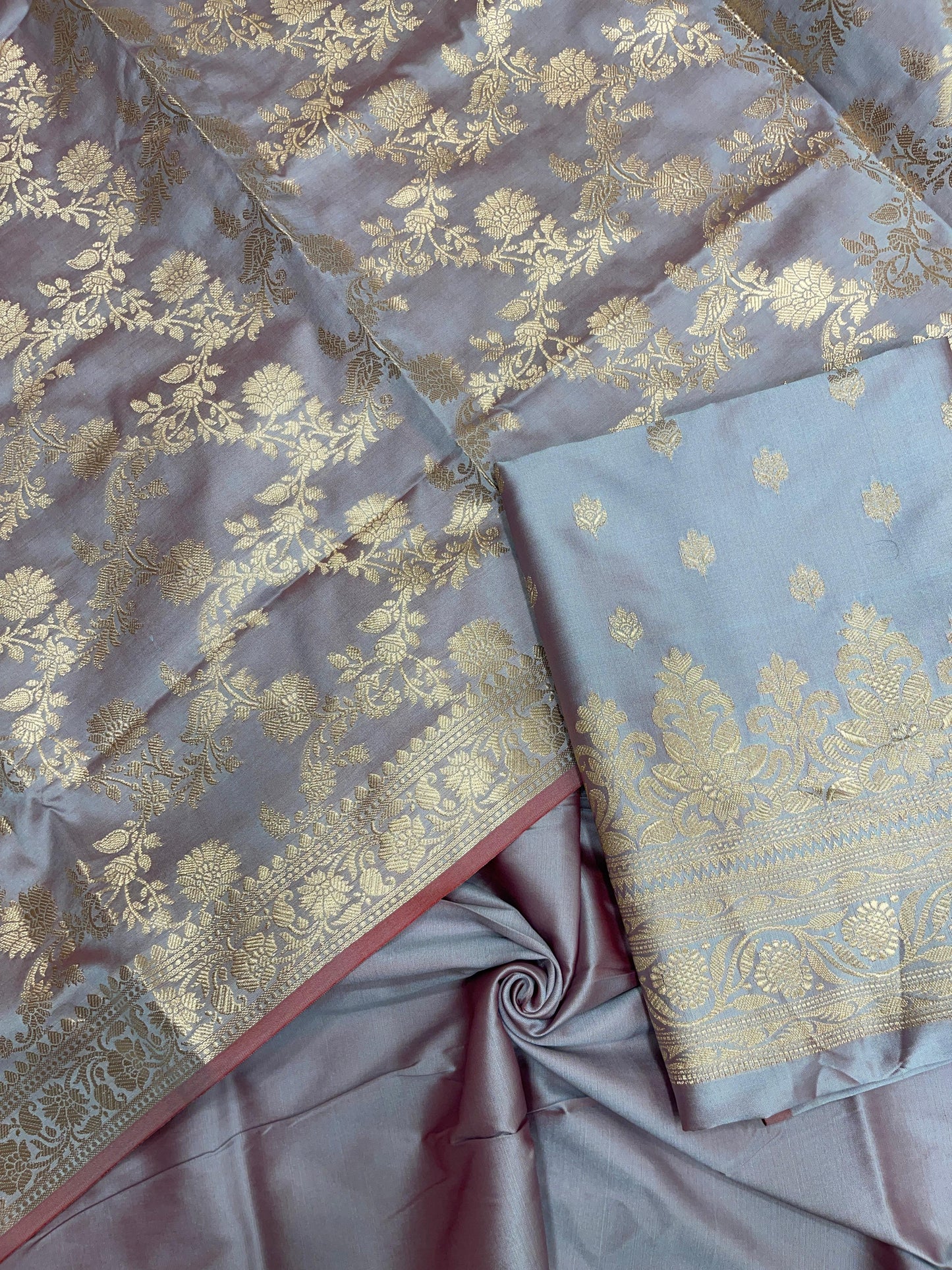 Light Purple Semi Katan Silk Handloom Banarasi 3 pcs Suit Set MUB_SK78