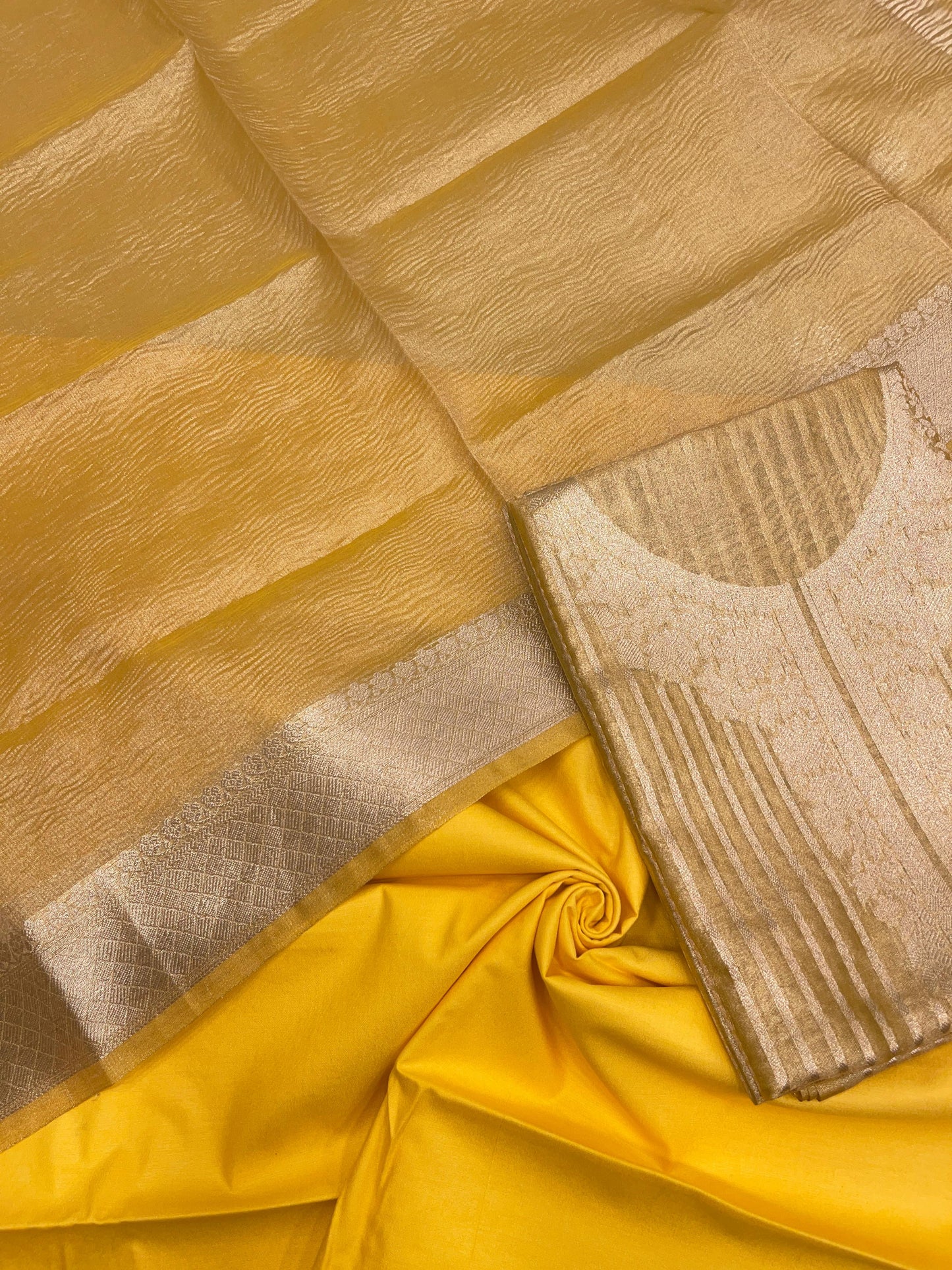 Yellow Necklace Tissue Silk Banarasi 3 pcs Suit Set IM_TN2