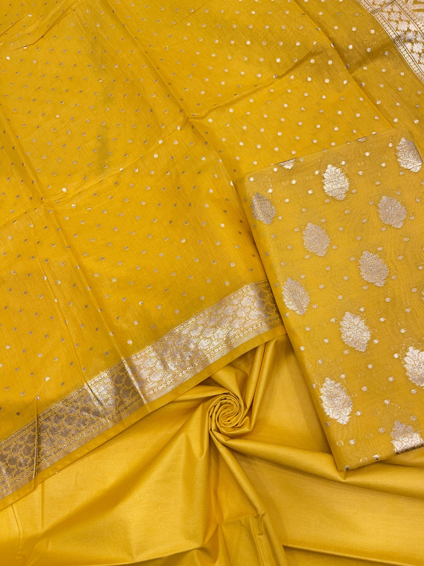 Yellow Pure Cotton Self Design Banarasi 3 pcs Suit Set IM_PCSD4