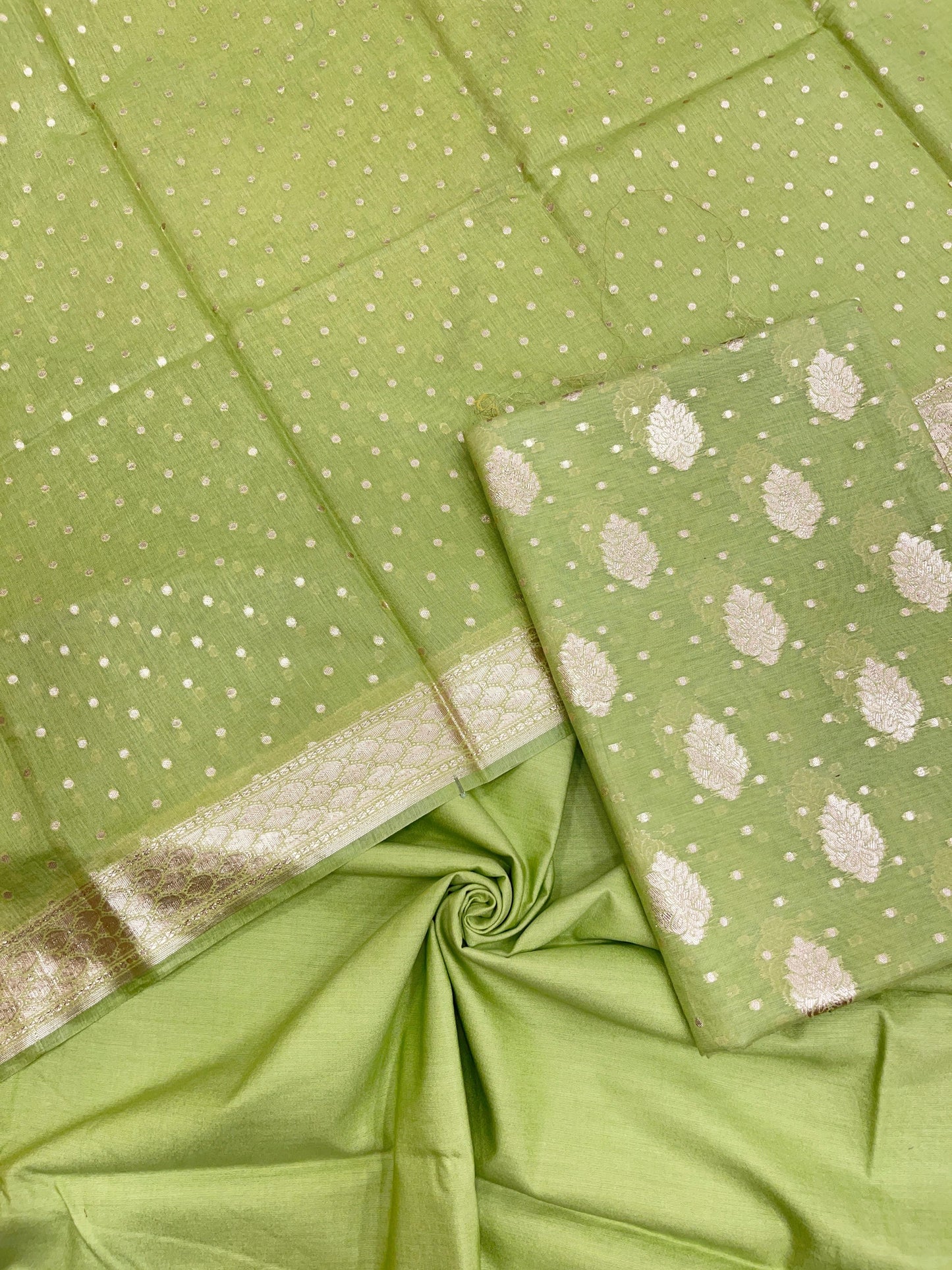 Light Green Pure Cotton Self Design Banarasi 3 pcs Suit Set IM_PCSD5