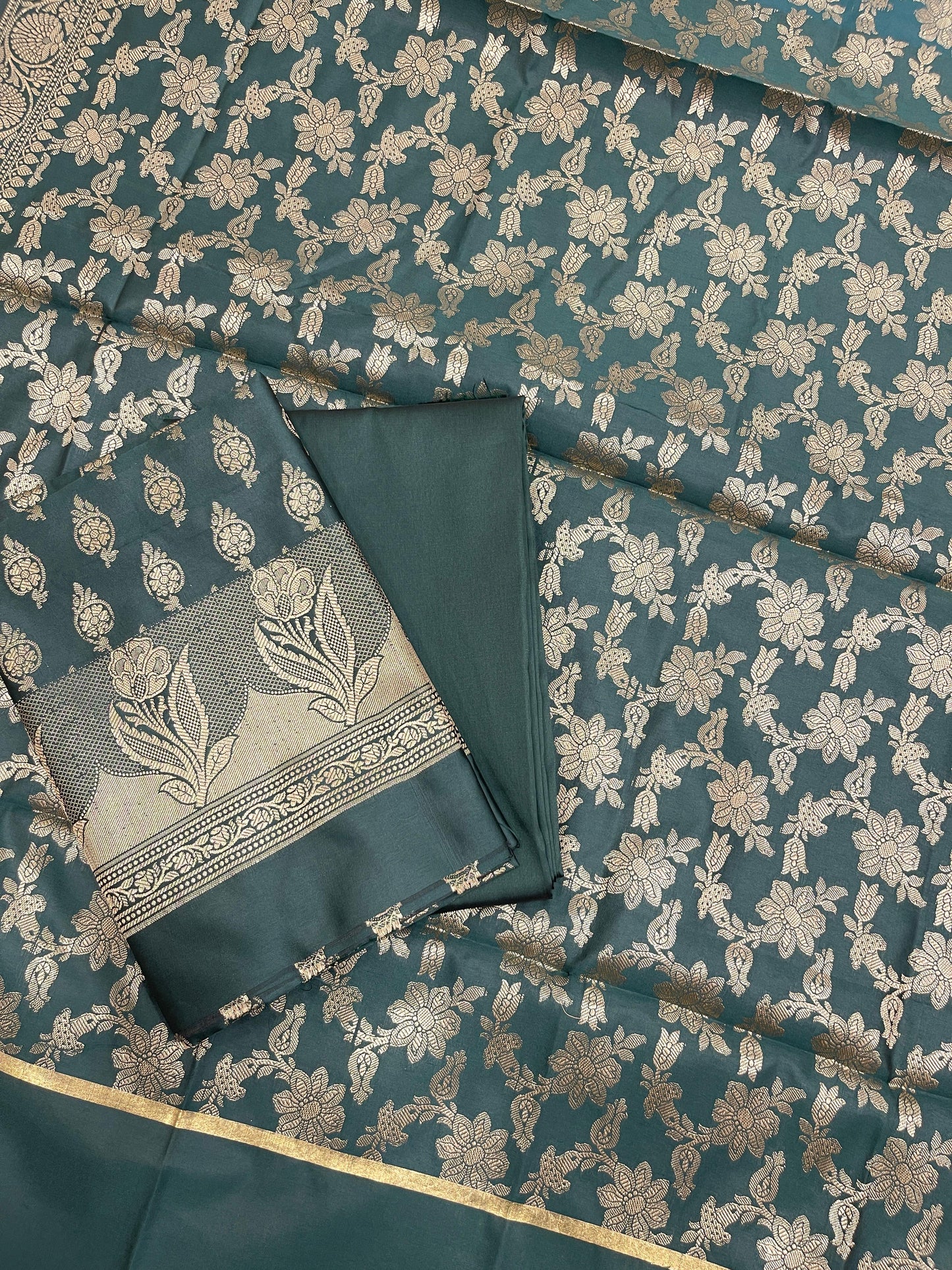 Dark Green Semi Silk Banarasi 3 pcs Suit Set IM_CS9