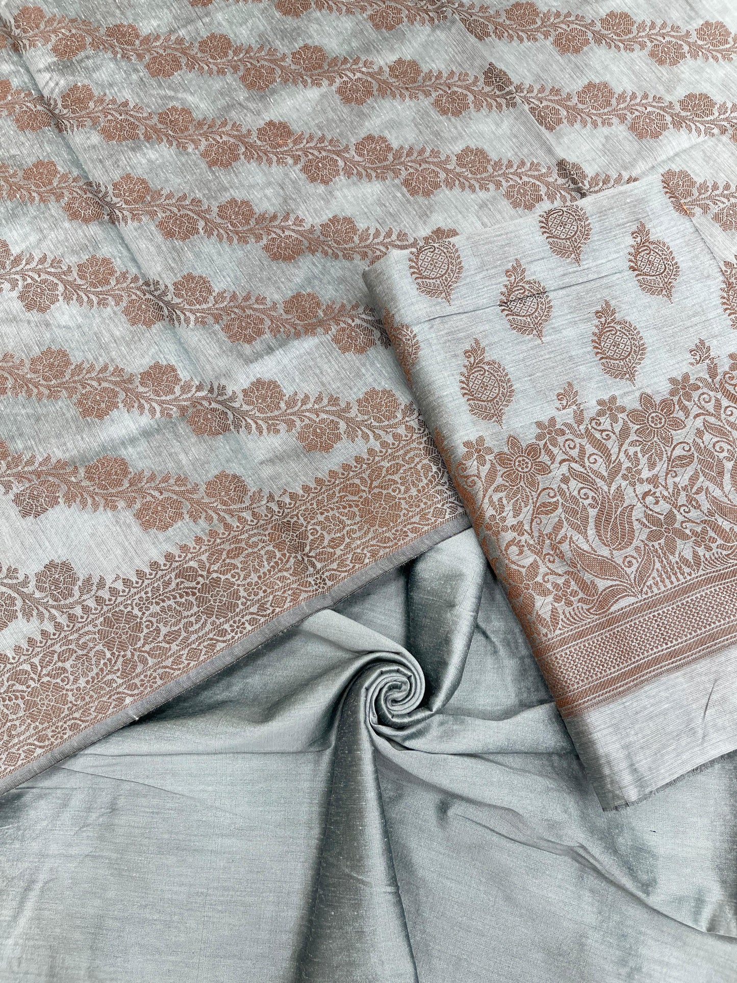 Grey Cotton Banarasi 3 pcs Suit Set IM_CS18