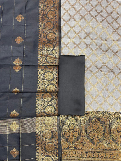 Off White Cotton Silk Banarasi 3 pcs Suit Set  with Contrast Black Dupatta 650ASD_CS7