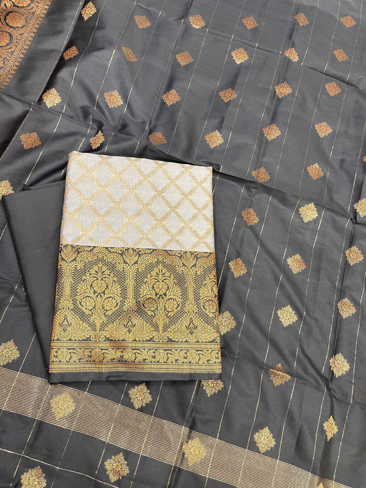 Off White Cotton Silk Banarasi 3 pcs Suit Set  with Contrast Black Dupatta 650ASD_CS7