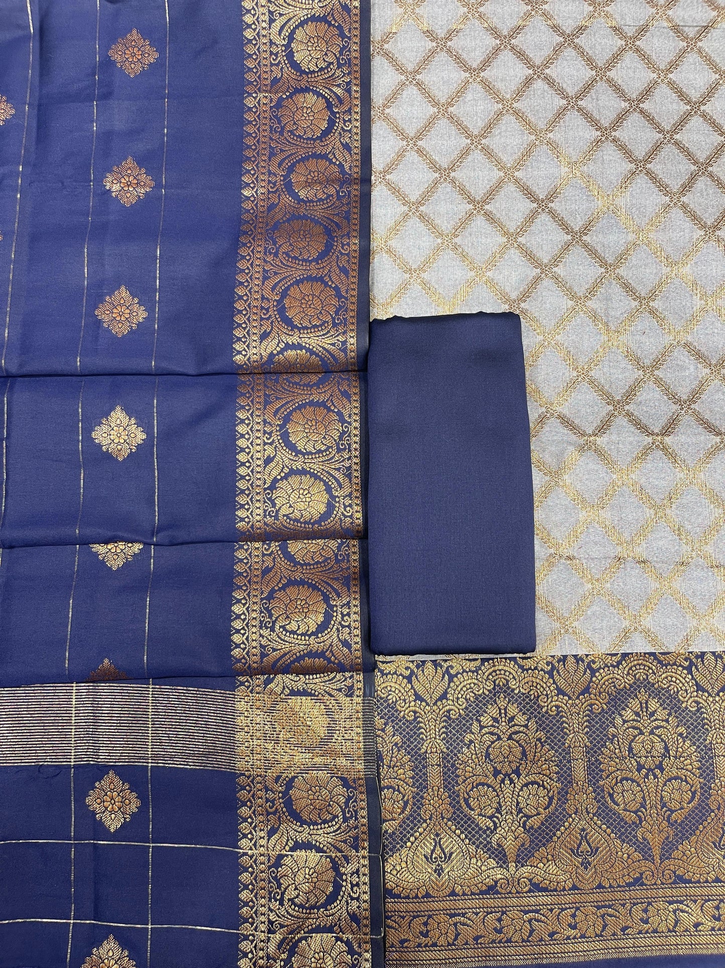 Off White Cotton Silk Banarasi 3 pcs Suit Set  with Contrast Navy Blue Dupatta 650ASD_CS10