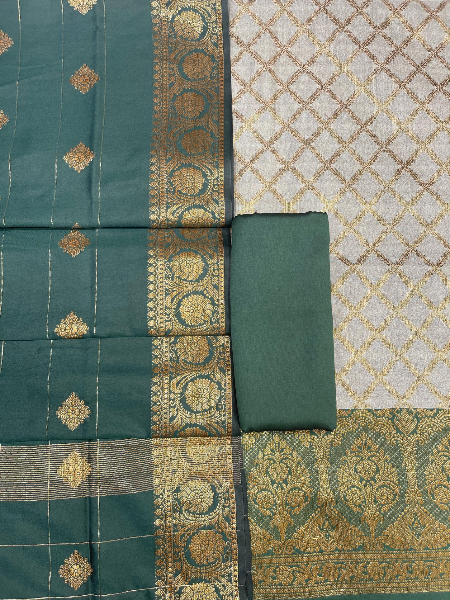 Off White Cotton Silk Banarasi 3 pcs Suit Set  with Contrast Dark Green Dupatta 650ASD_CS11