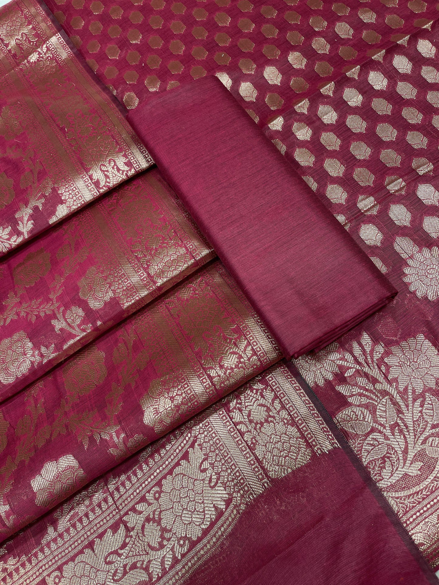 Magenta Cotton Silk Banarasi 3 pcs Suit Set 675JVC_116