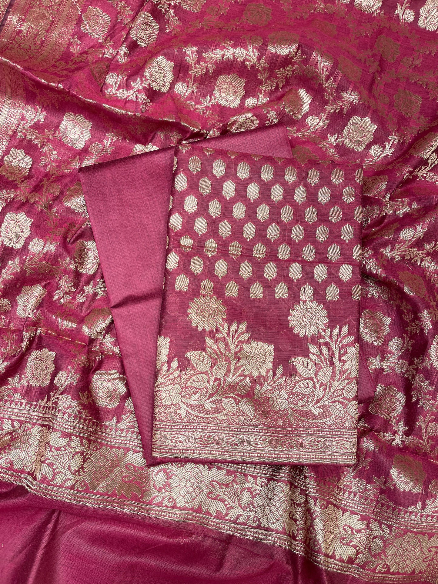 Magenta Cotton Silk Banarasi 3 pcs Suit Set 675JVC_116