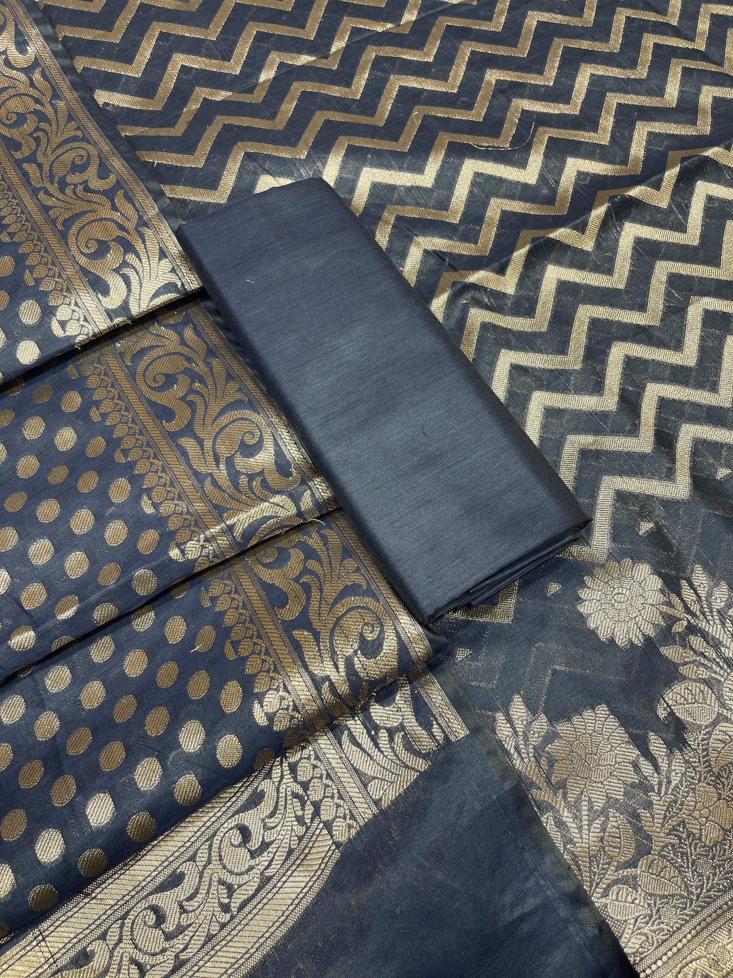 Navy Blue Cotton Silk Zig-Zag Banarasi 3 pcs Suit Set 675JVC_124