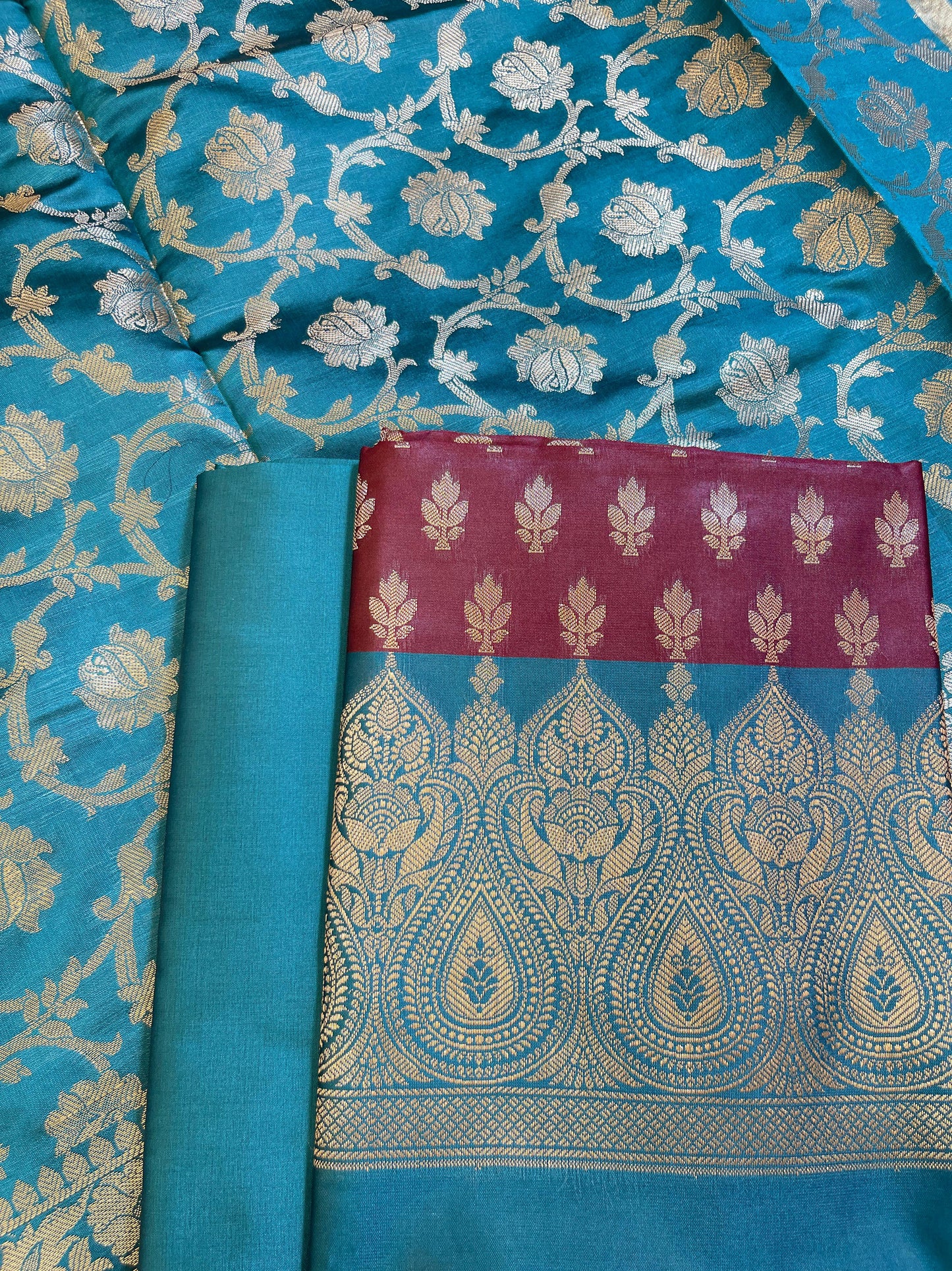 Maroon Art Silk Floral Zari Booti Contrast Banarasi Suit with Seagreen Dupatta 625AJ_TPT4