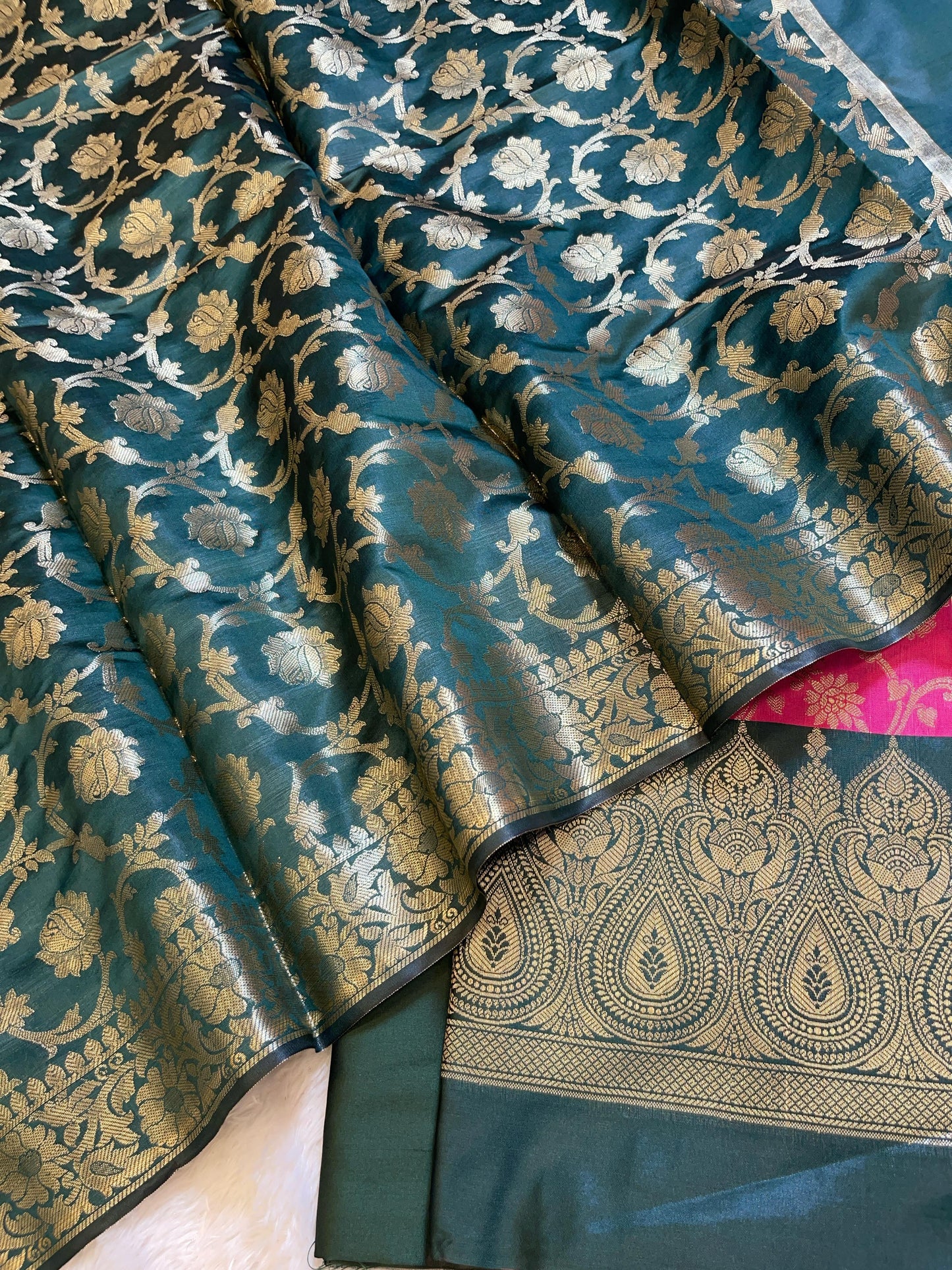 Pink Art Silk Floral Zari Jaal Contrast Banarasi Suit with Darkgreen Dupatta 625AJ_TPT22