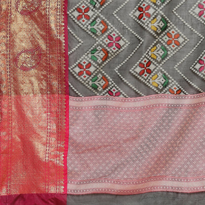 Faishana Black Art Silk Meena Ikat Patola Pattu Banarasi Saree With Maroon Blouse