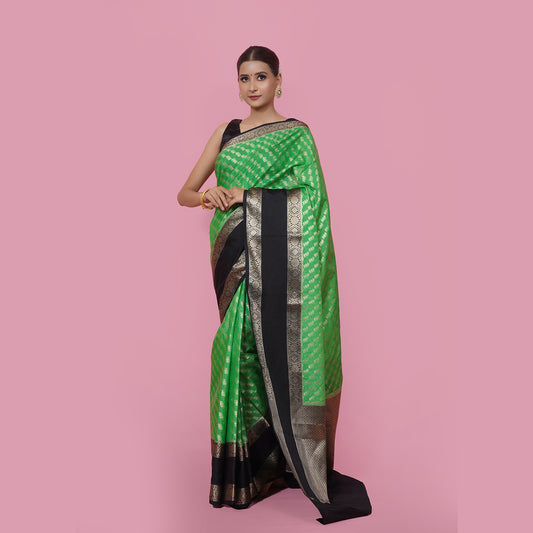 Green Warm Silk Zari Digonal Strip Banarasi Diable Skirt Border Saree