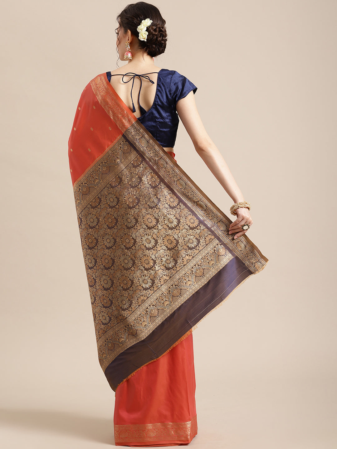 Faishana Handwoven Gajri Valkalam Katan Silk Booti Zari Border With Grey Blouse Banarasi Saree