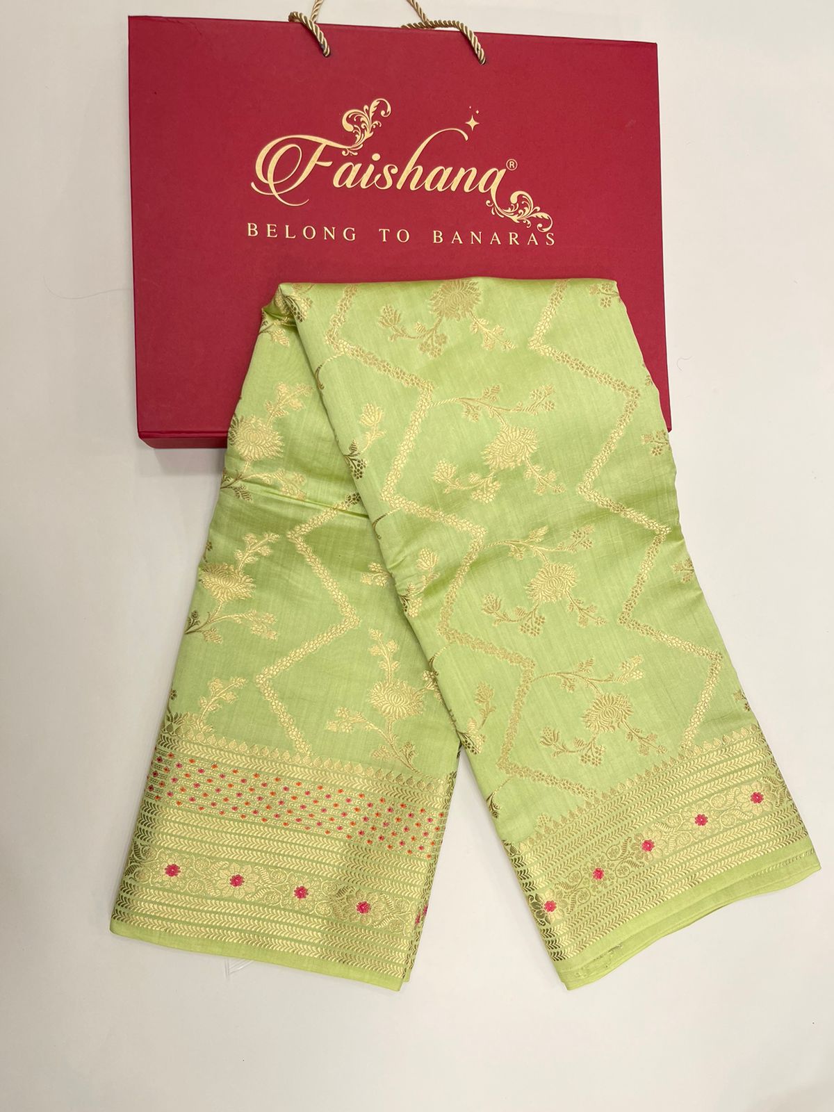 Faishana Presents: Exquisite Pure Silk Handloom Pistachio Chiniya Silk Tilfi Zari Jaal Zig-Zag Banarasi Saree with Minakari Zari Border & Matching Blouse Piece