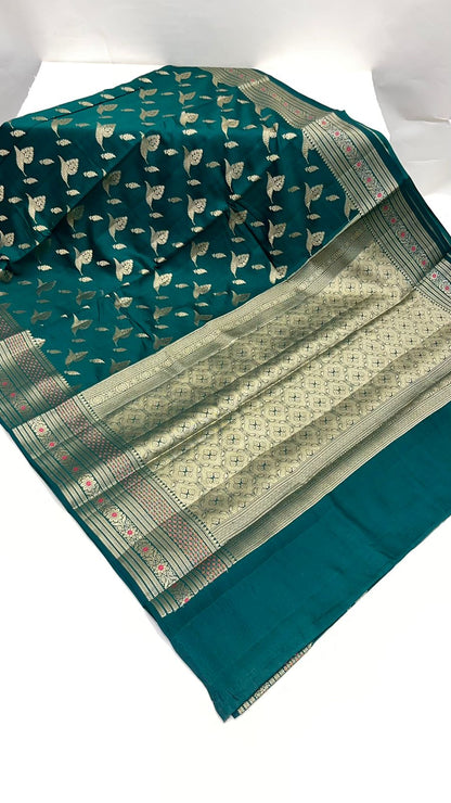 Enchanting Elegance: Faishana Pure Silk Handloom Dark Green Chiniya Silk Gold Floral Zari Booti with Minakari Border & Dark Green Blouse