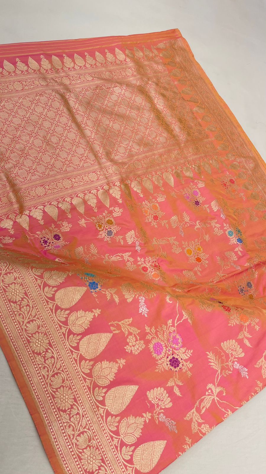Timeless Elegance: Faishana Pure Silk Handloom Unveils Peach Ektara Dhoop Chav Katan Silk Kadhua Minakari Floral Jangla Jaal with Peach Stripe Blouse Saree