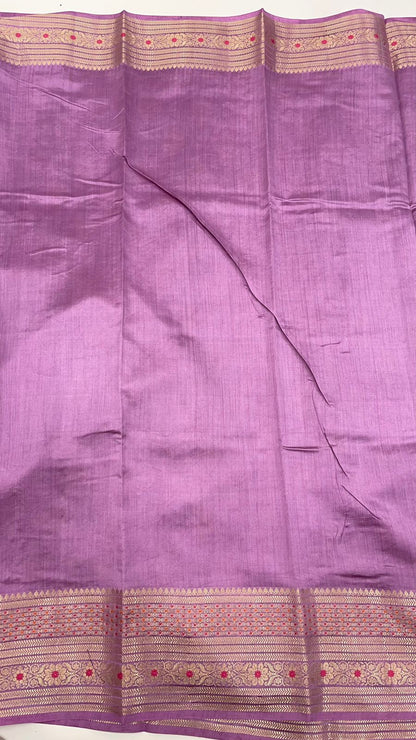 Royal Elegance: Faishana's Exquisite Light Purple Pure Chiniya Silk Gold Floral Zari Booti with Minakari Border & Purple Blouse