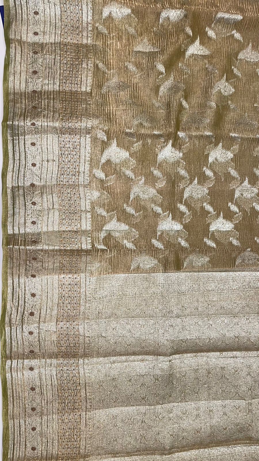 Unveils Elegance: Faishana Pure Silk Handloom Olive Green Crushed Tissue Zari Floral Booti Saree, Adorned with Banarasi Zari Border & Matching Blouse Piece