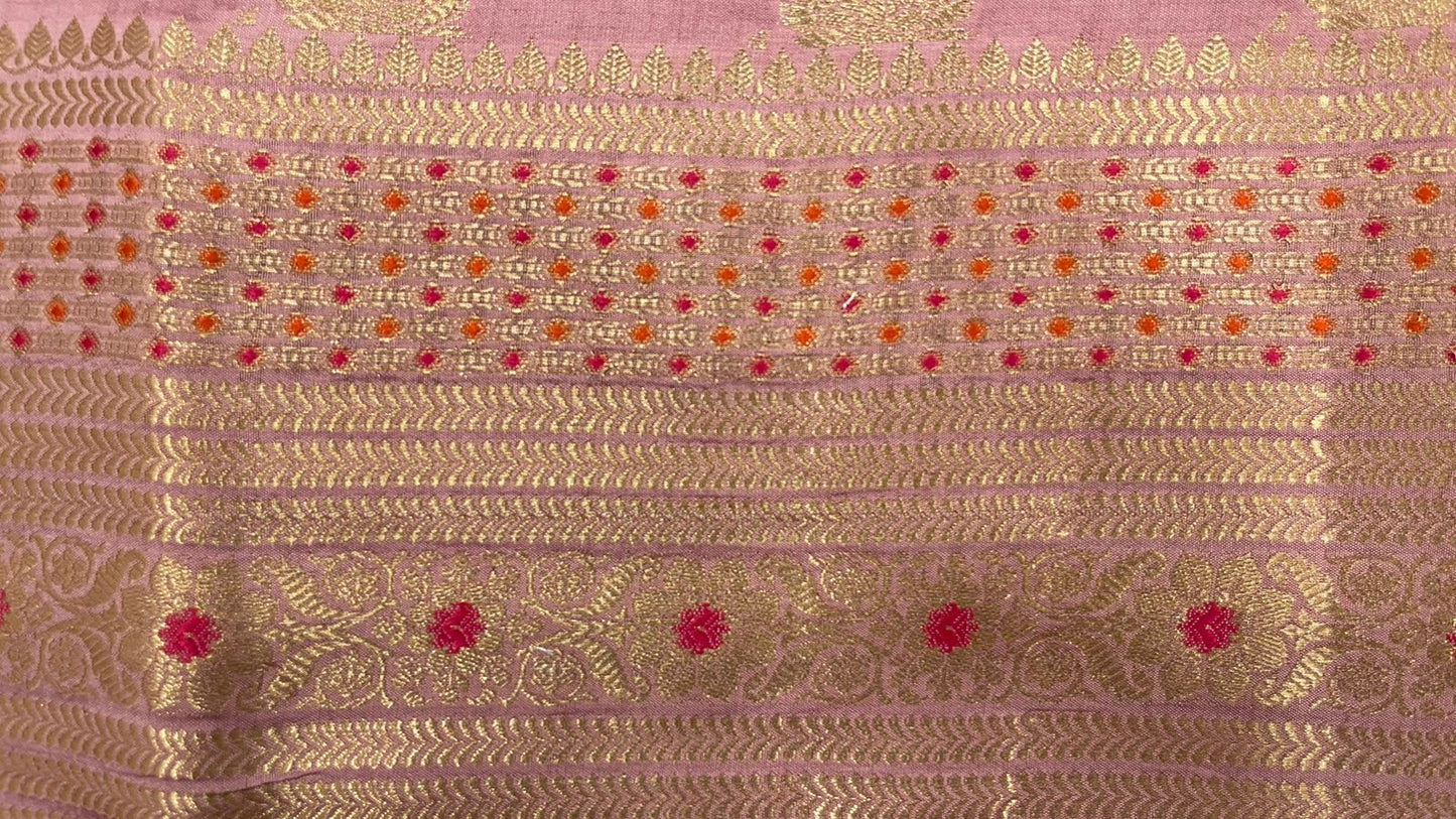 Regal Elegance: Faishana's Pure Silk Handloom Muave Chiniya Silk Gold Floral Zari Booti with Minakari Zari Border Saree and Mauve Blouse