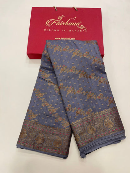 Exquisite Elegance: Faishana Pure Silk Handloom Grey Munga Silk Banarasi Saree with Aada Copper Zari Diagonal Mina Booti with Paisley Zari Border and Grey Blouse Piece