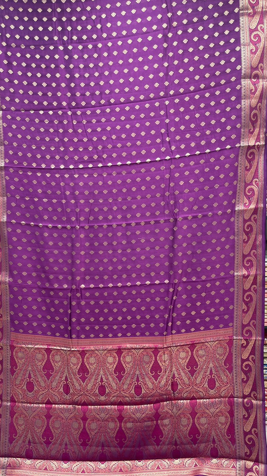 Regal Elegance: Faishana's Pure Silk Handloom Purple Chiniya Silk with Gold Zari Booti Tilfi Anchal and Tilfi Zari Border Paired with Exquisite Purple Blouse Piece