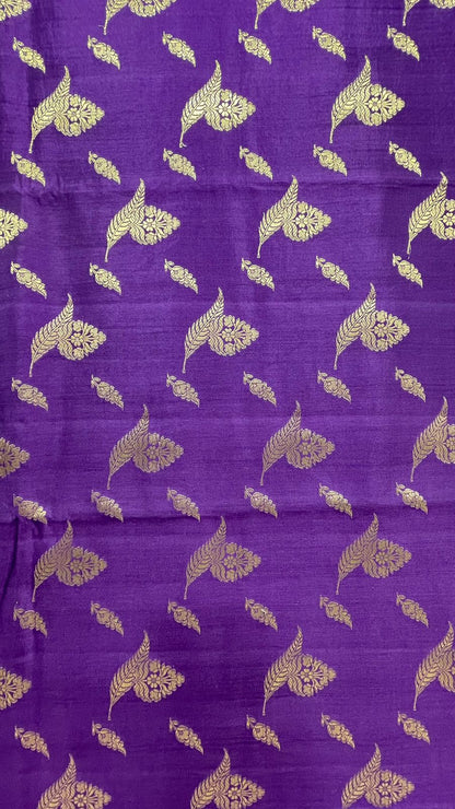 Regal Charm: Faishana's Exquisite Pure Silk Handloom Purple Chiniya Silk Gold Floral Zari Booti with Minakari Border & Purple Blouse