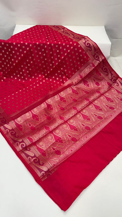 Regal Elegance: Faishana's Exquisite Pure Silk Handloom Red Chiniya Silk Saree with Gold Zari Booti & Tilfi Anchal with Tilfi Zari Border and with Red Blouse