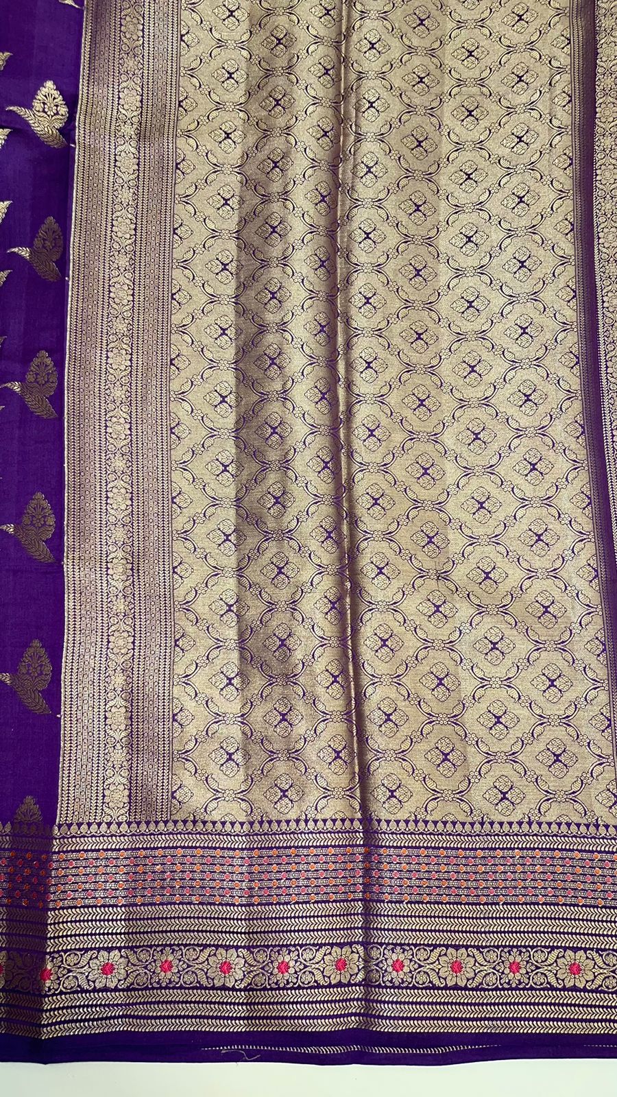 Regal Charm: Faishana's Exquisite Pure Silk Handloom Purple Chiniya Silk Gold Floral Zari Booti with Minakari Border & Purple Blouse